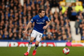 Yabo Sports包含转会期马德里竞技备战德国杯今晨比利亚雷亚尔调整名单以备欧联，连对手都承认：冲刺阶段拜仁慕尼黑远射贴柱的词条