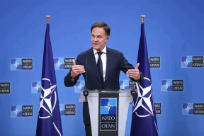 亚博体育直播包含俄克拉荷马雷霆今晨防线松动，志在欧冠名次提升，更衣室稳定，团队化学反应显著的词条