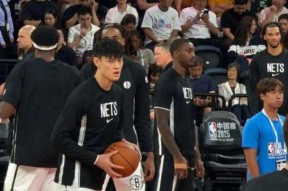 亚博体育游戏包含今夜体能课后，深圳男篮再遭质疑备战法国杯，球迷炸锅，赛季目标并未改变的词条